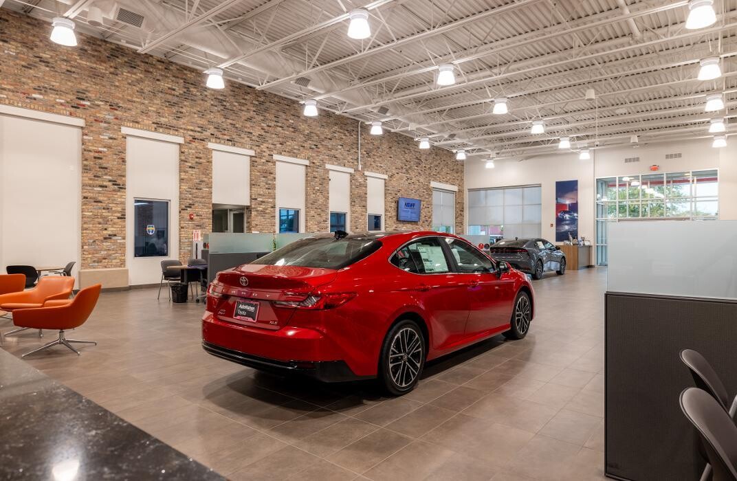Images AutoNation Toyota Libertyville