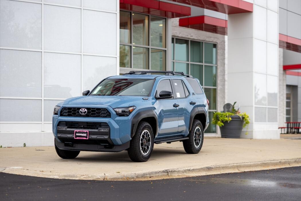 Images AutoNation Toyota Libertyville