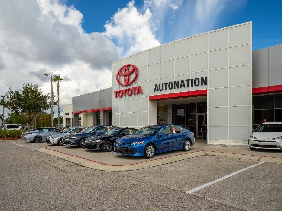 Images AutoNation Toyota Winter Park