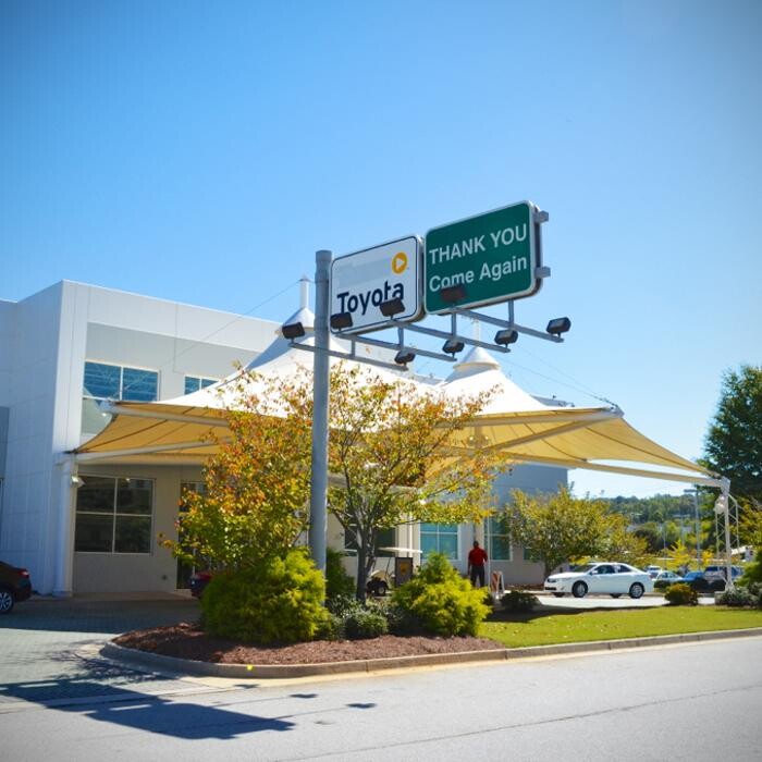 Images AutoNation Toyota Thornton Road