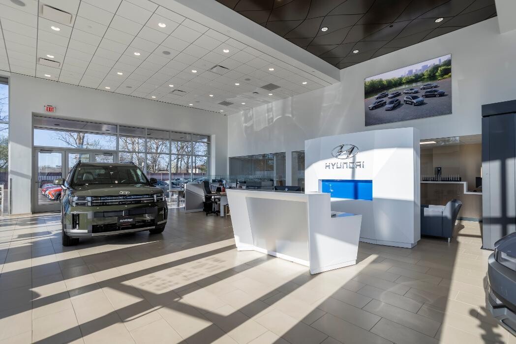 Images AutoNation Hyundai O'Hare