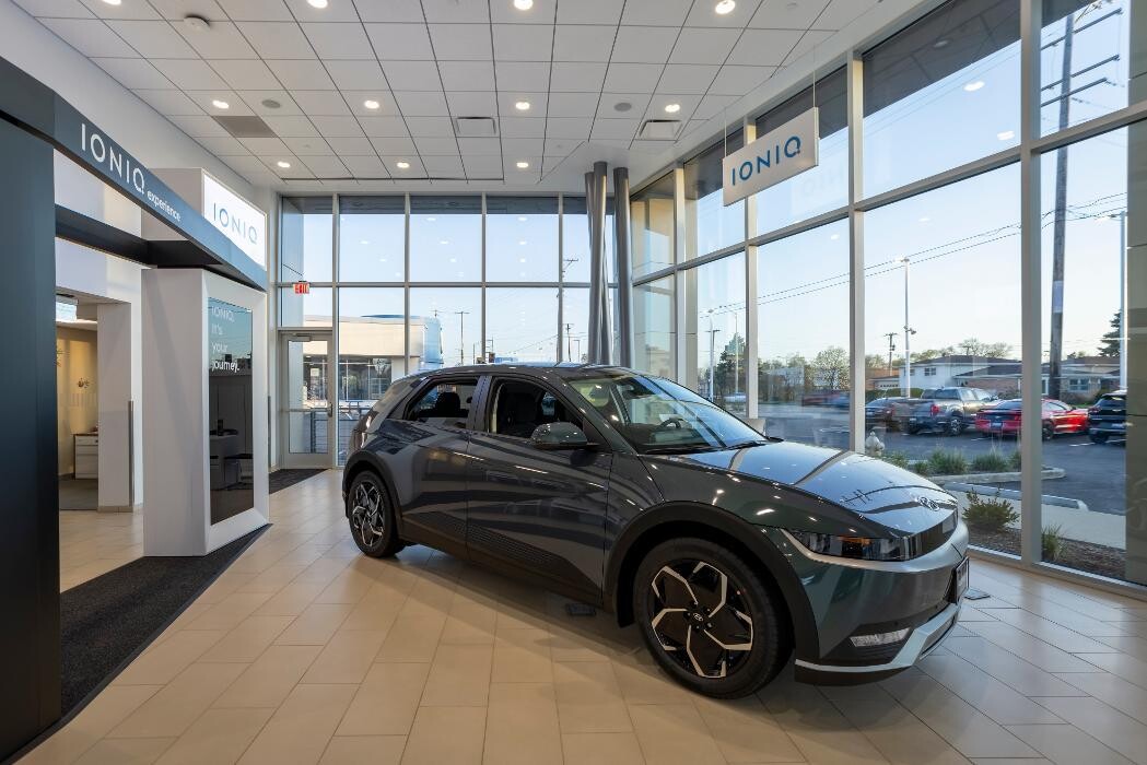 Images AutoNation Hyundai O'Hare