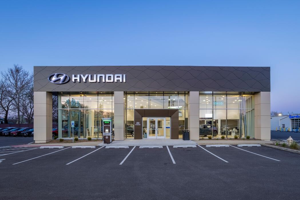 Images AutoNation Hyundai O'Hare