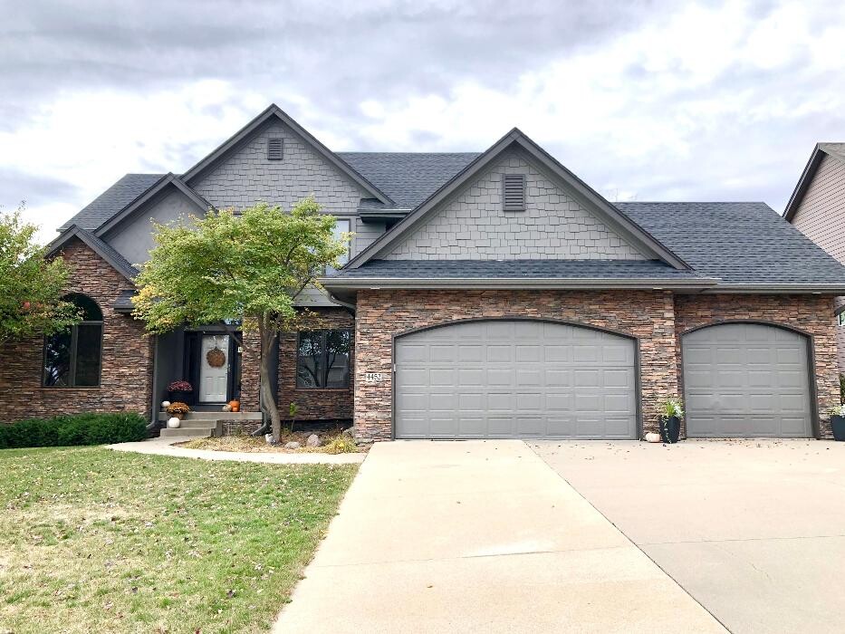 Images CertaPro Painters of Des Moines