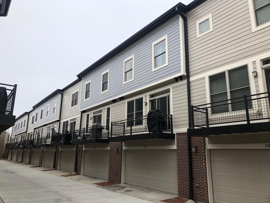 Images CertaPro Painters of Des Moines