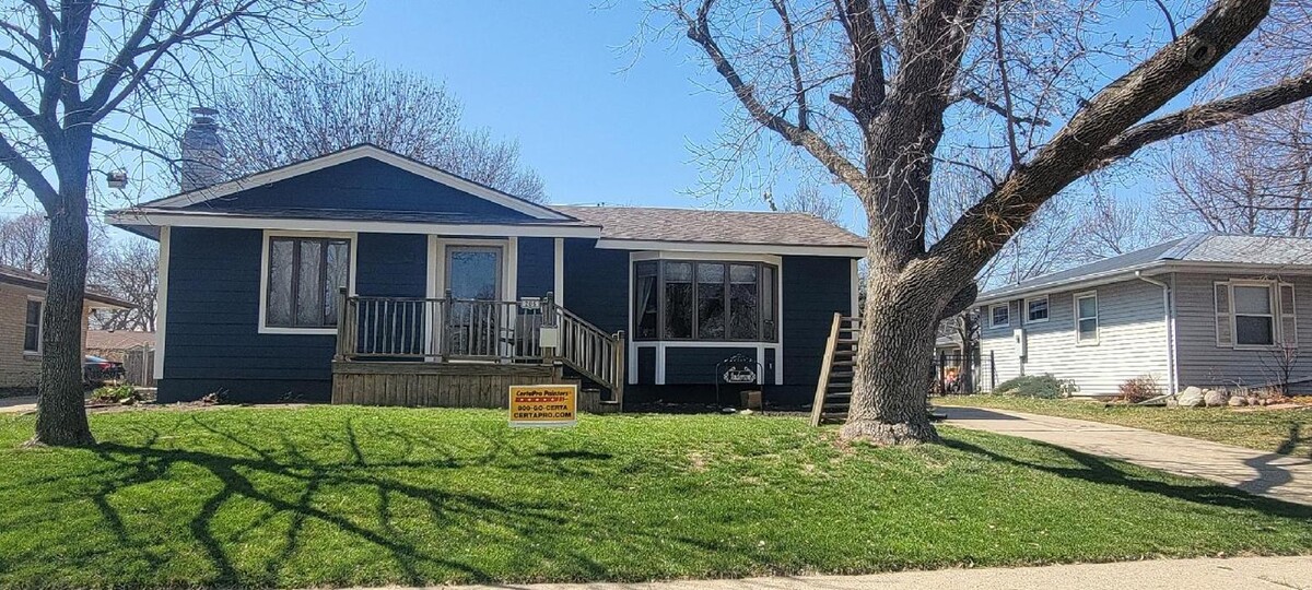 Images CertaPro Painters of Des Moines