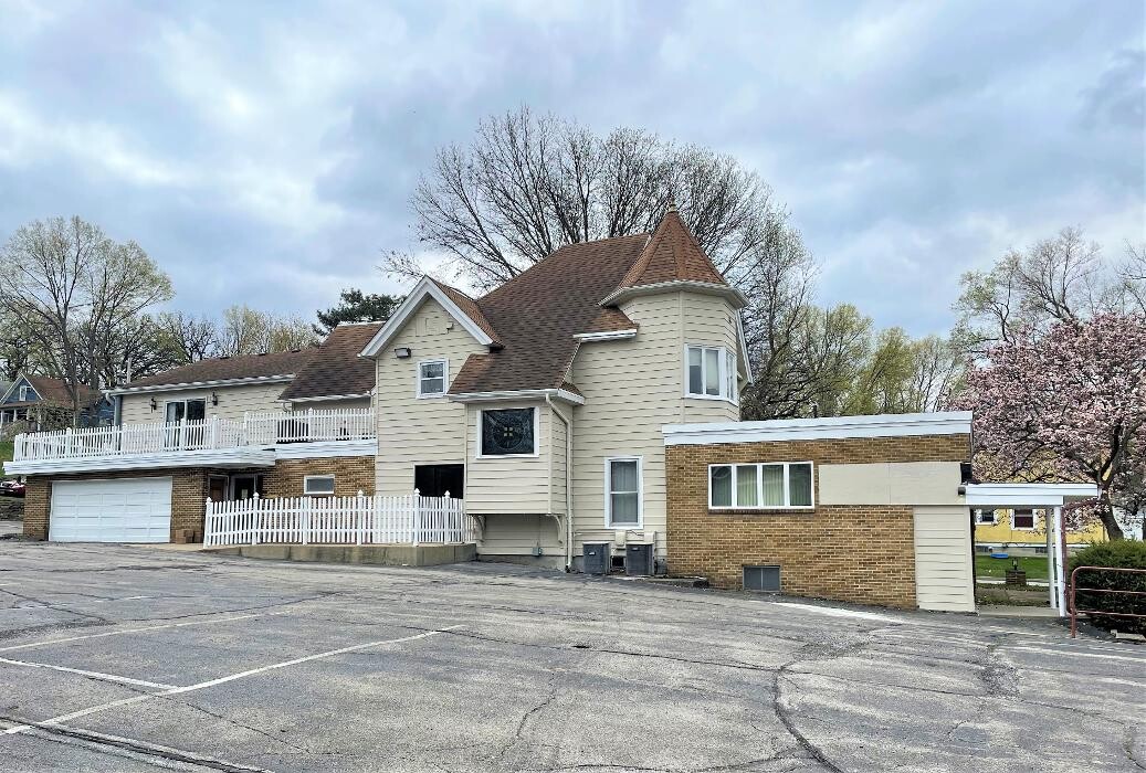 Images CertaPro Painters of Des Moines