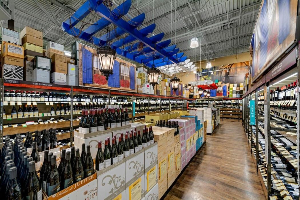 Images Total Wine & More