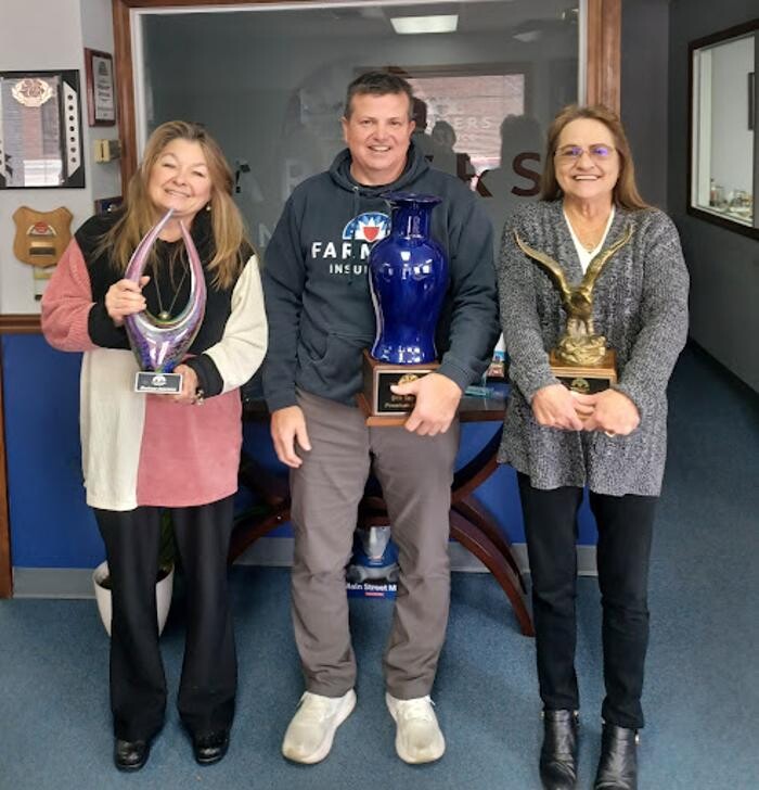 Images Farmers Insurance - J Robert Atkins