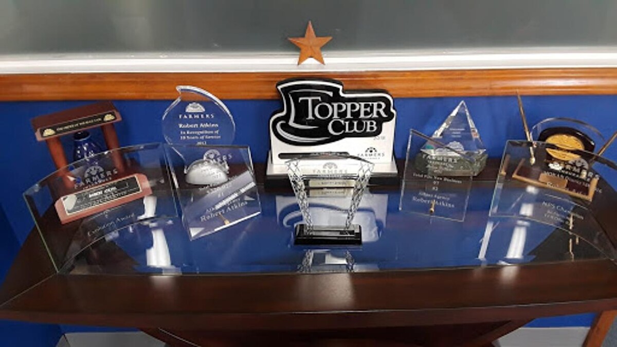 Images Farmers Insurance - J Robert Atkins