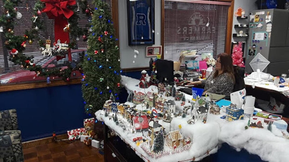 Images Farmers Insurance - J Robert Atkins