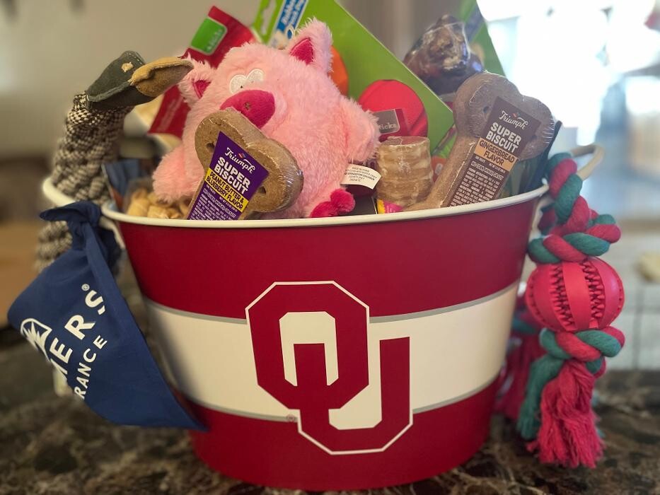 Images Farmers Insurance - Angela Schertle