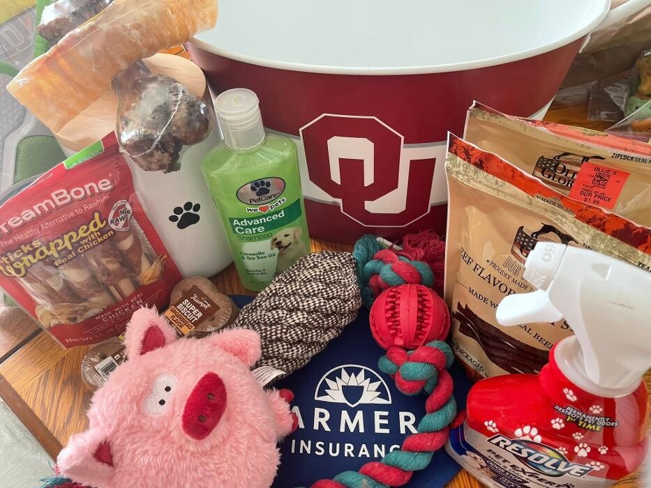 Images Farmers Insurance - Angela Schertle