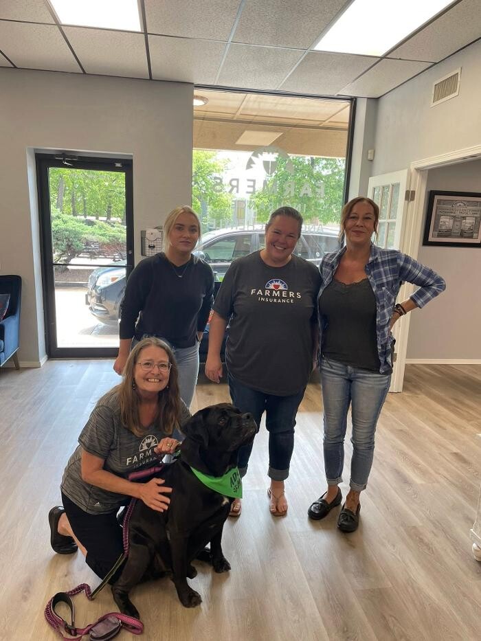 Images Farmers Insurance - Angela Schertle