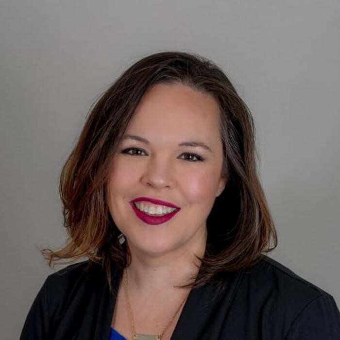 Images Farmers Insurance - Angela Schertle