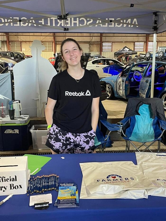 Images Farmers Insurance - Angela Schertle