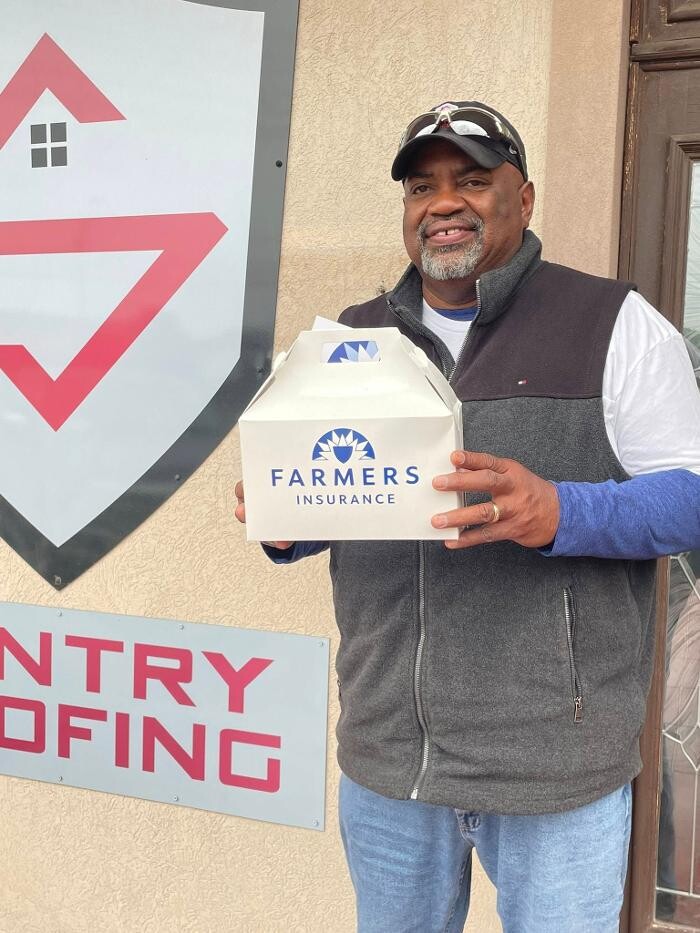 Images Farmers Insurance - Angela Schertle