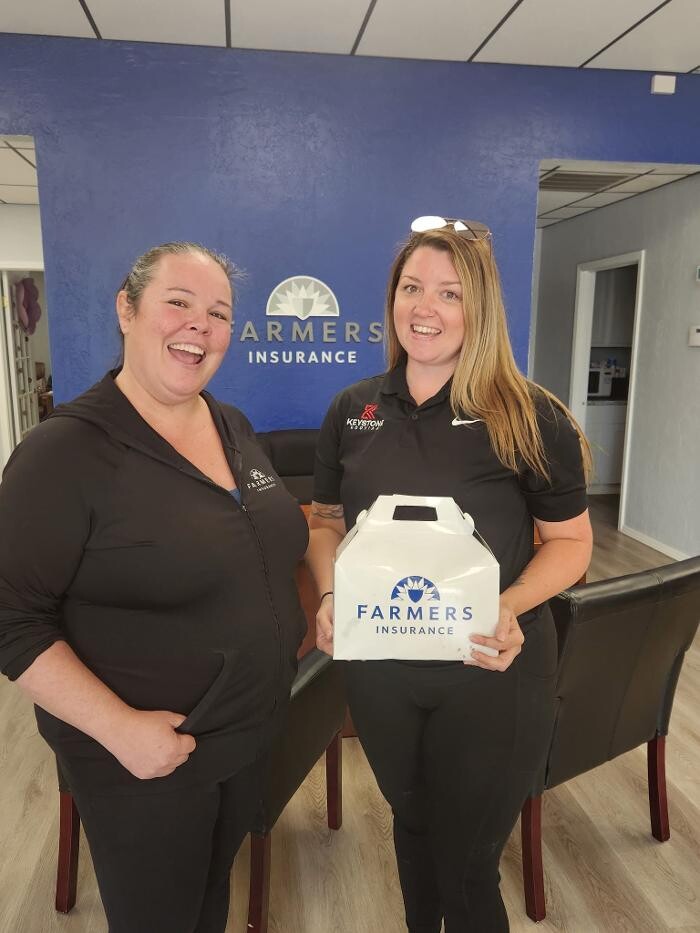 Images Farmers Insurance - Angela Schertle