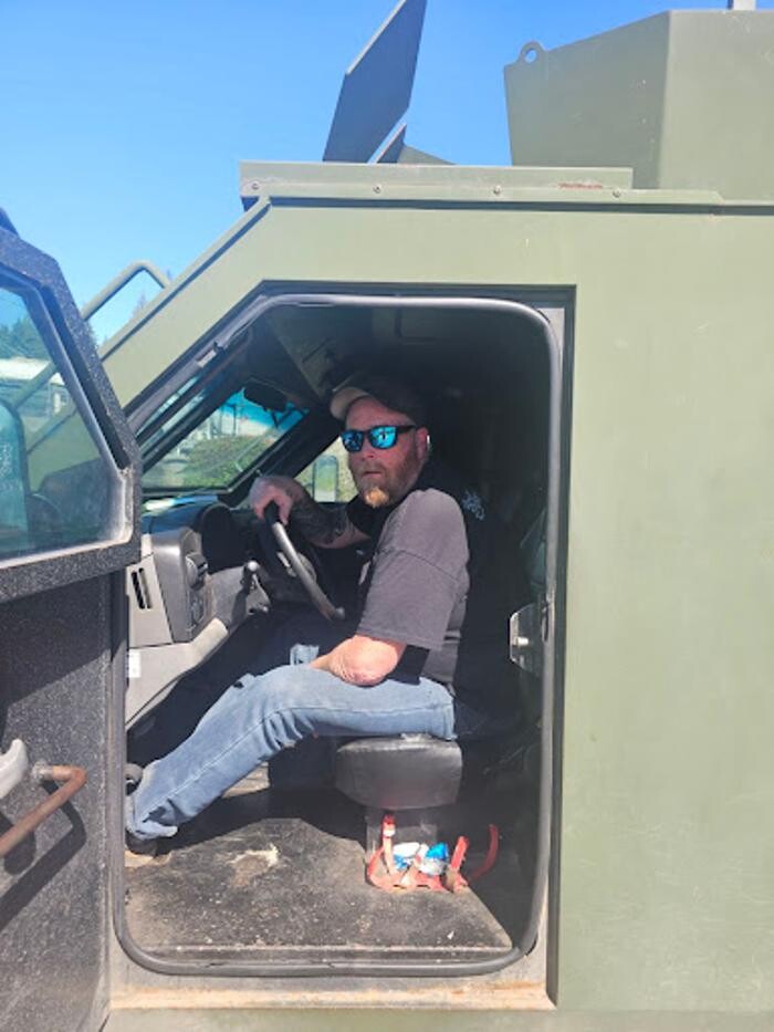 Images Flying Wrench Services