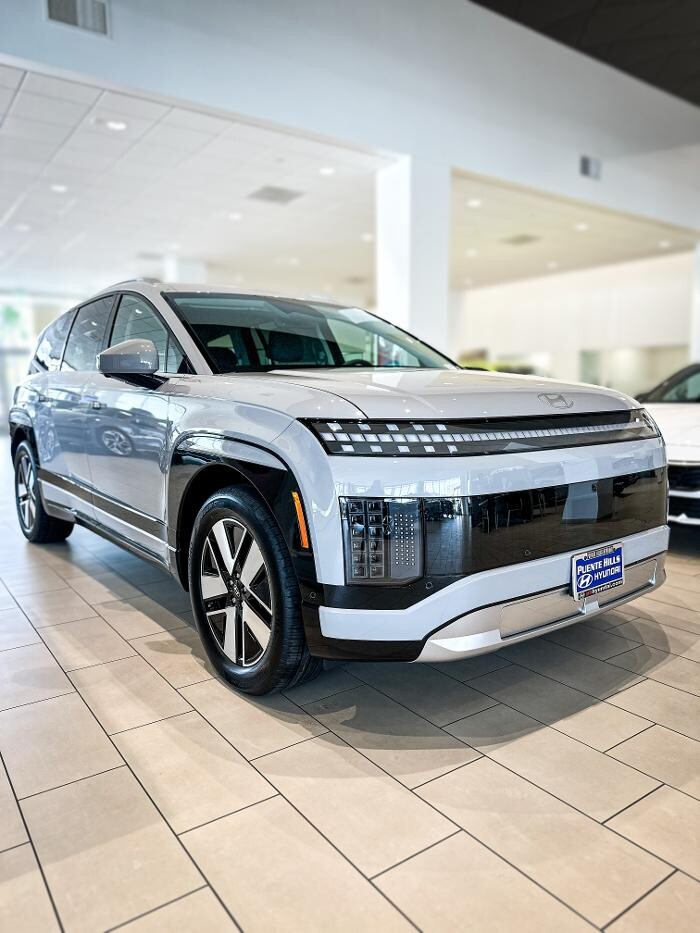 Images Puente Hills Hyundai