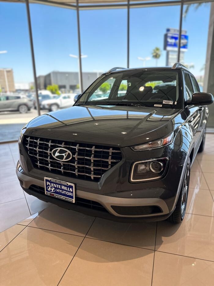 Images Puente Hills Hyundai