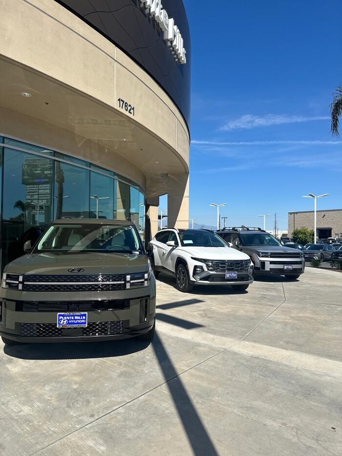 Images Puente Hills Hyundai