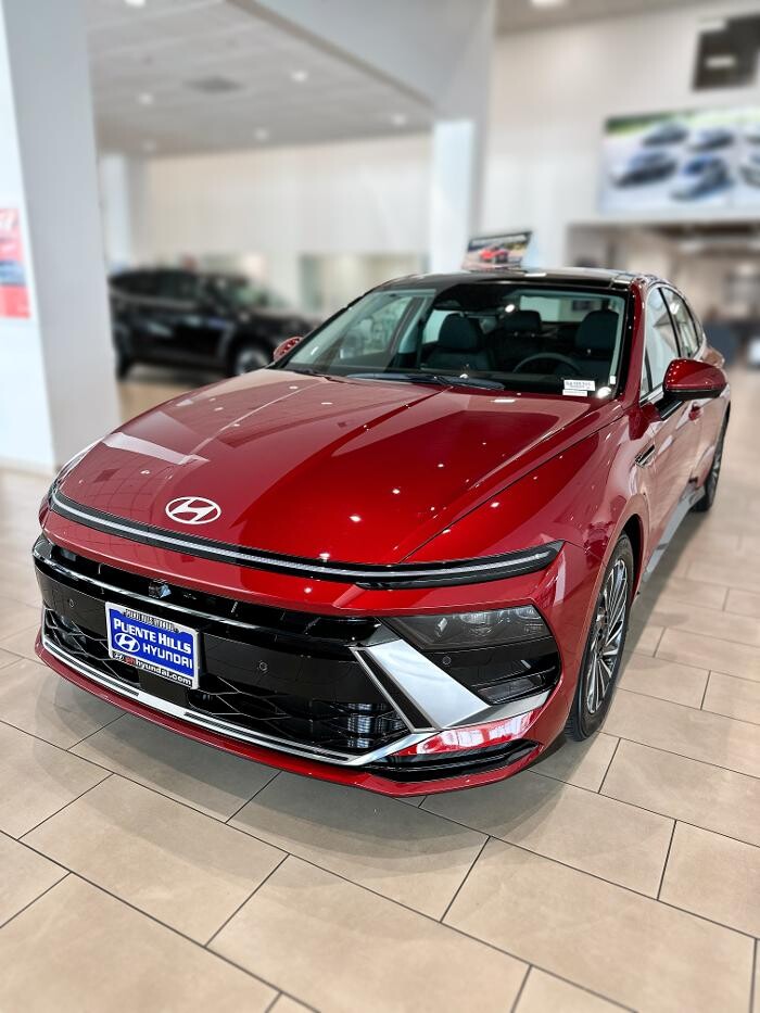 Images Puente Hills Hyundai