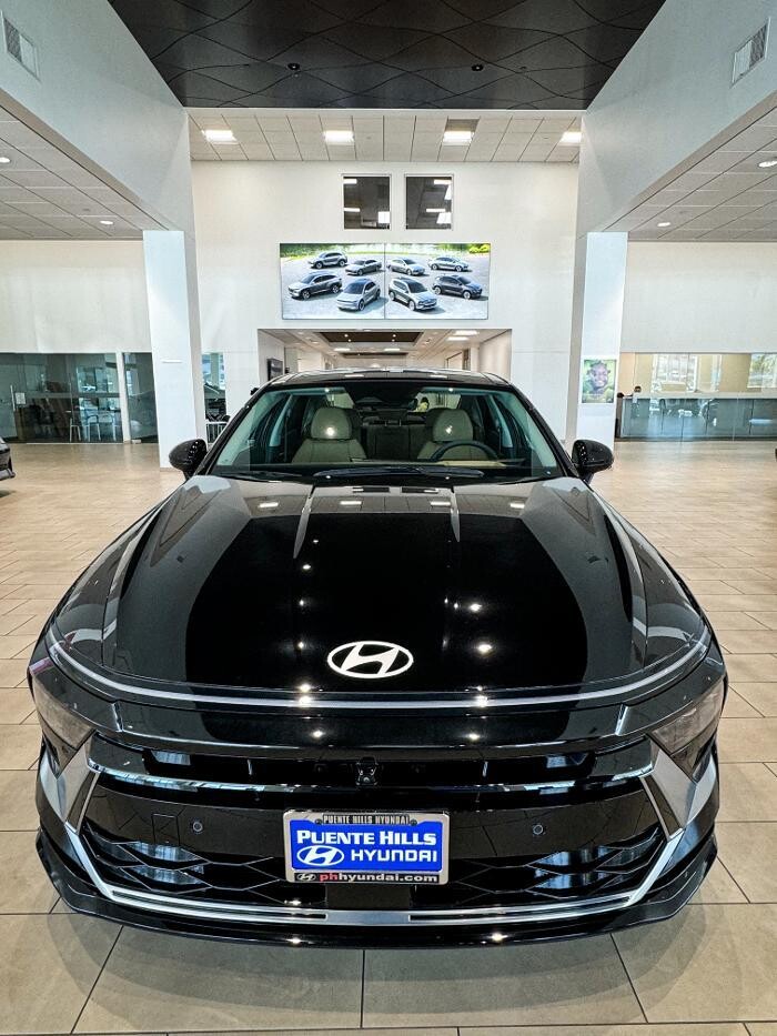 Images Puente Hills Hyundai