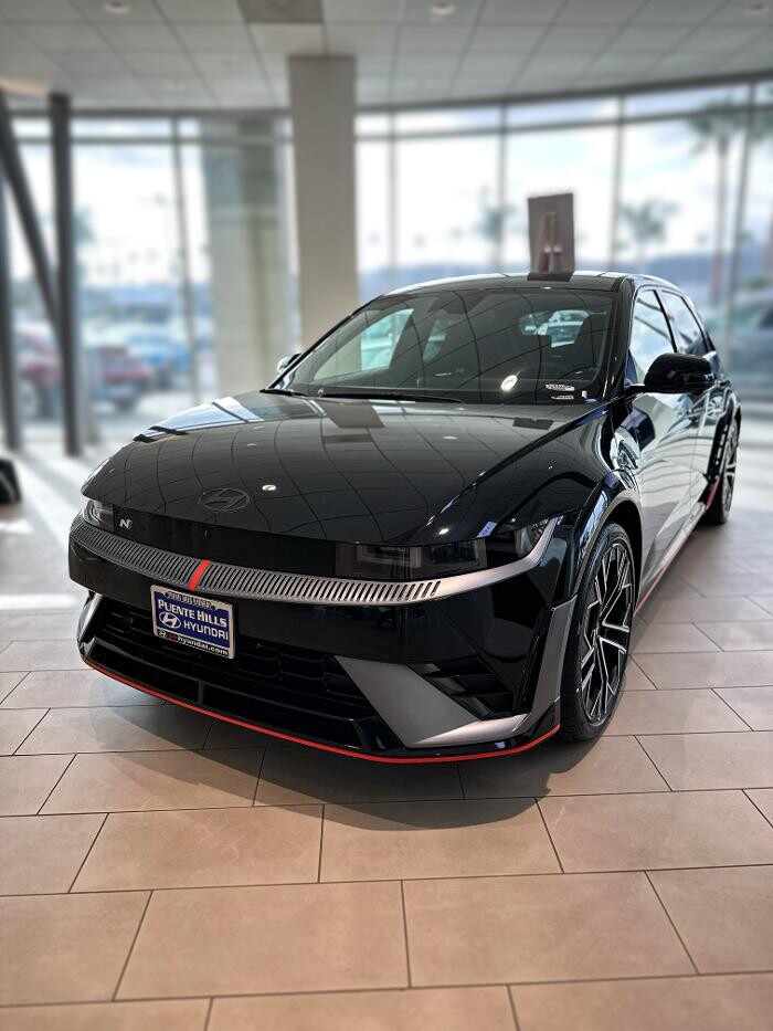 Images Puente Hills Hyundai