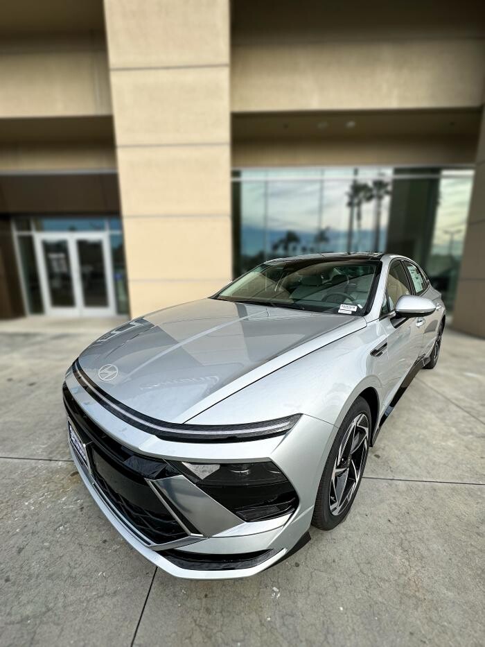 Images Puente Hills Hyundai