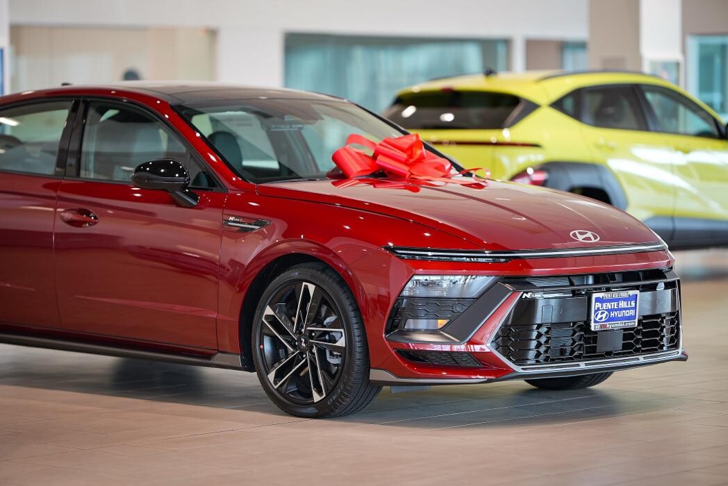 Images Puente Hills Hyundai