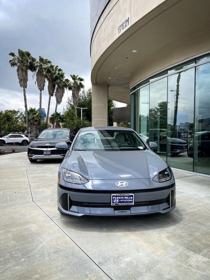 Images Puente Hills Hyundai