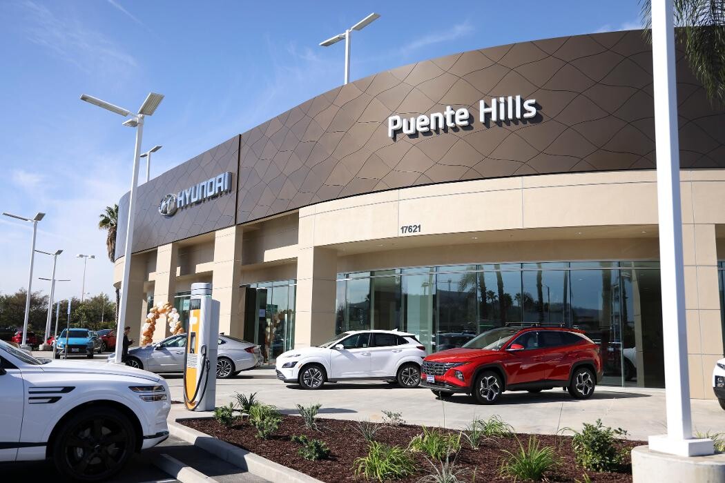 Images Puente Hills Hyundai