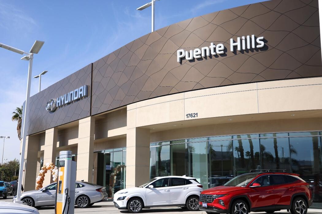 Images Puente Hills Hyundai