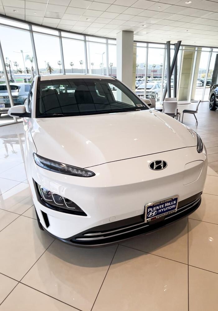 Images Puente Hills Hyundai