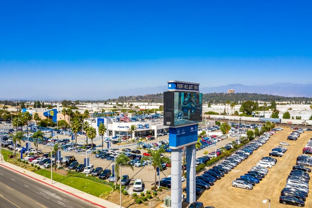 Images Puente Hills Hyundai