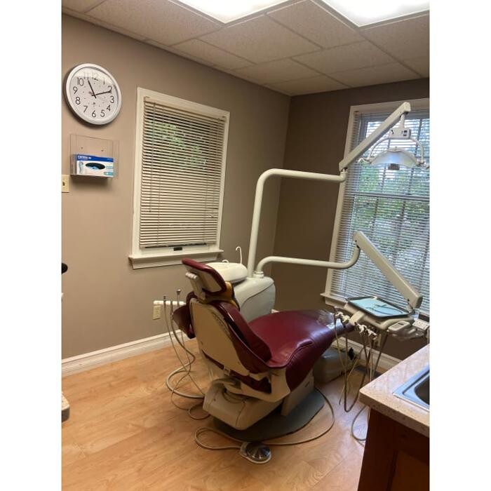 Images Dental Arts on the Square