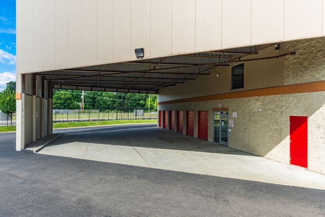 Images National Storage Centers - Bloomfield