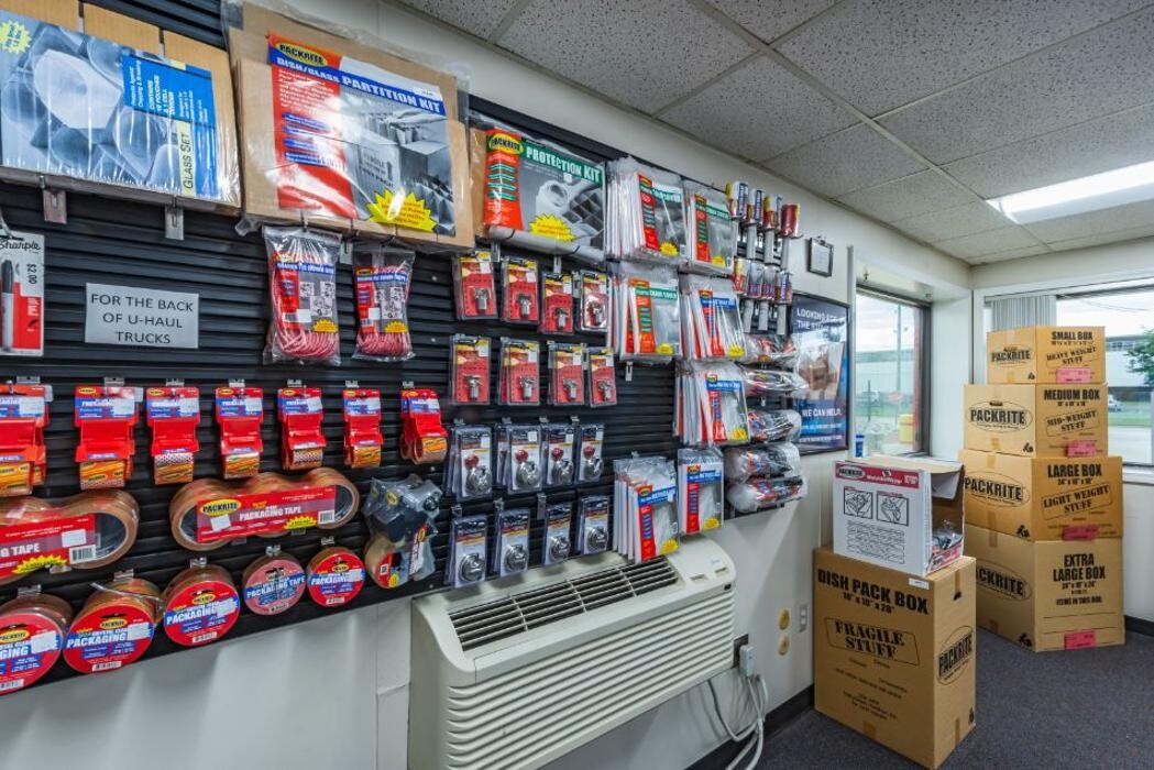 Images National Storage Centers - Newburgh Road