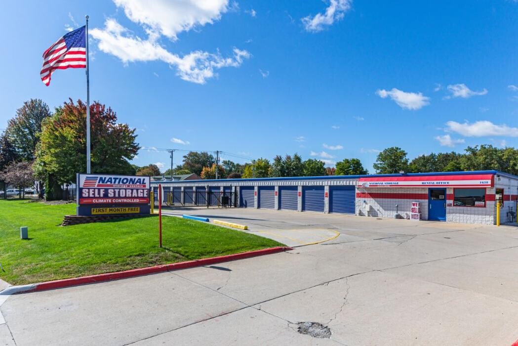 Images National Storage Centers - Newburgh Road