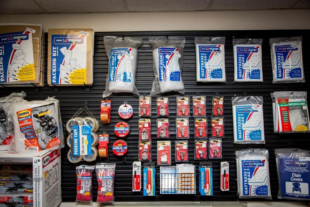 Images National Storage Centers - Newburgh Road