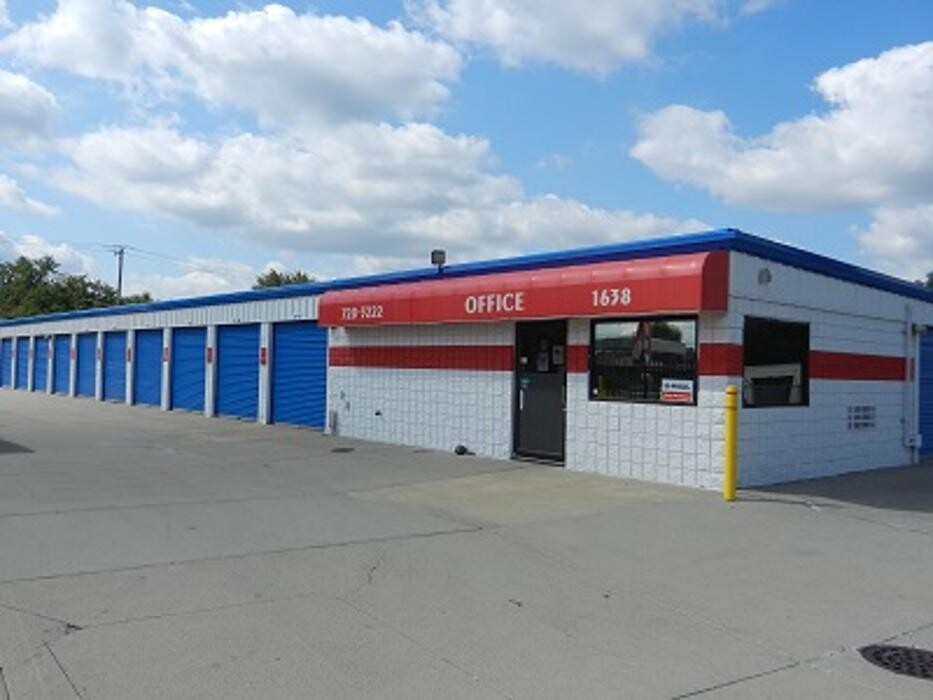 Images National Storage Centers - Newburgh Road