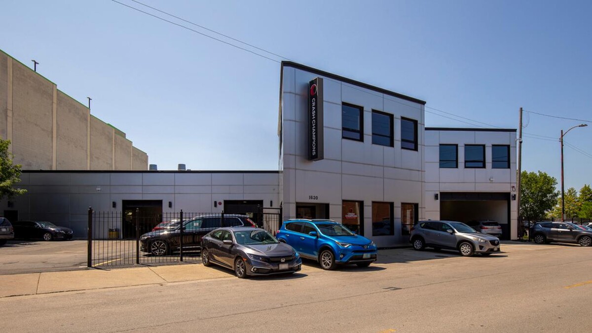 Images Crash Champions Collision Repair Lincoln Park