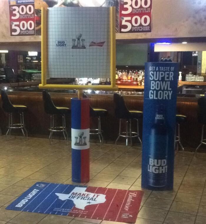 Images Breaker's Sports Bar