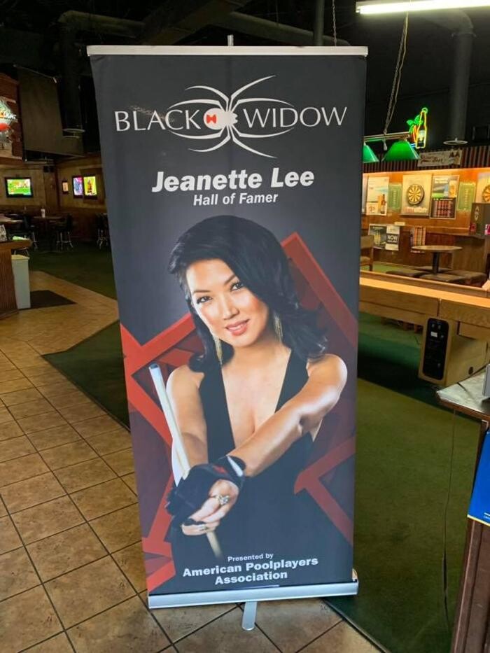 Images Breaker's Sports Bar