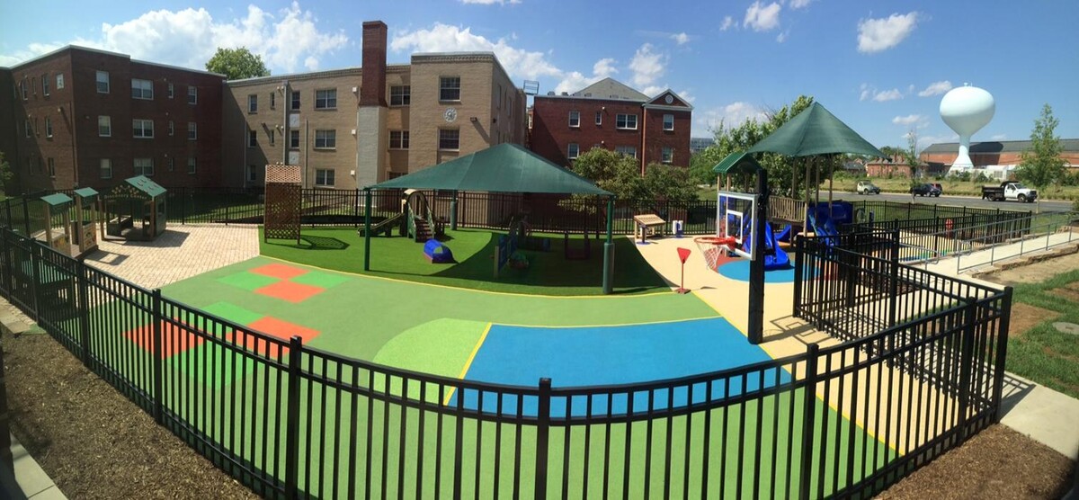 Images Merit School of Arlington