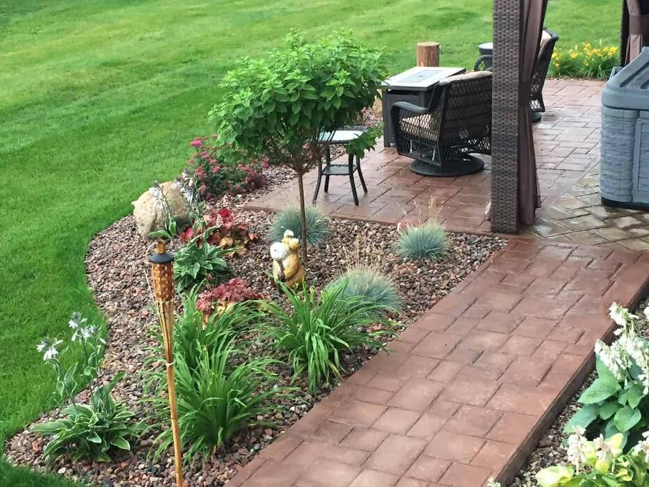 Images A Cut Above Landscape