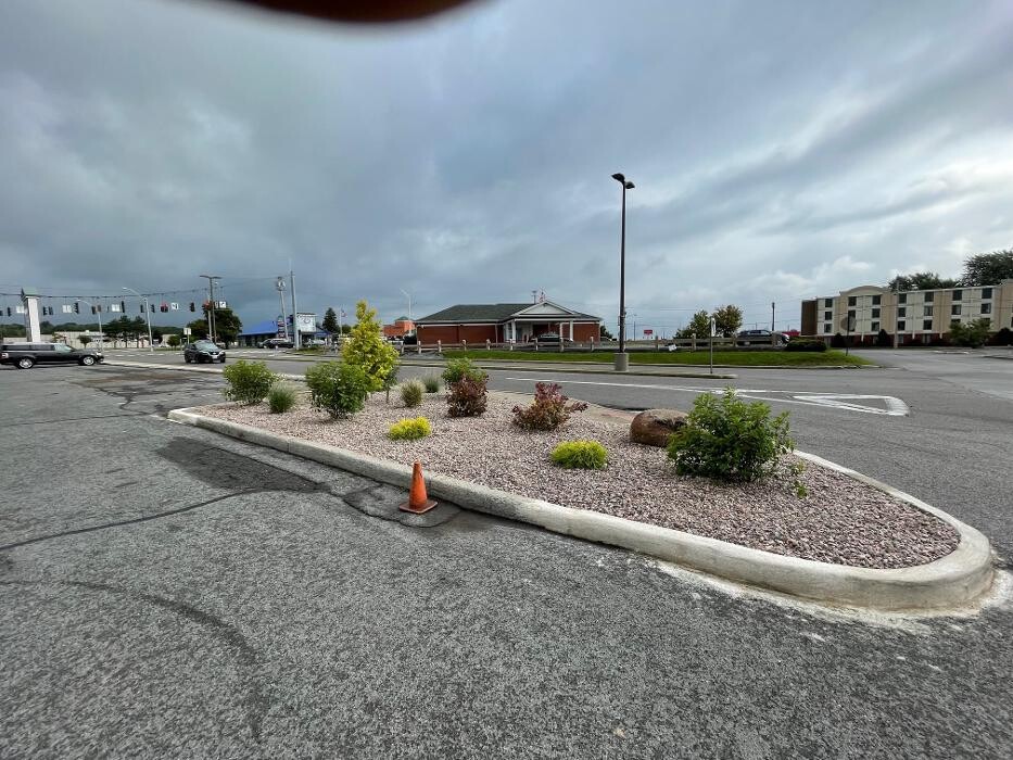 Images A Cut Above Landscape