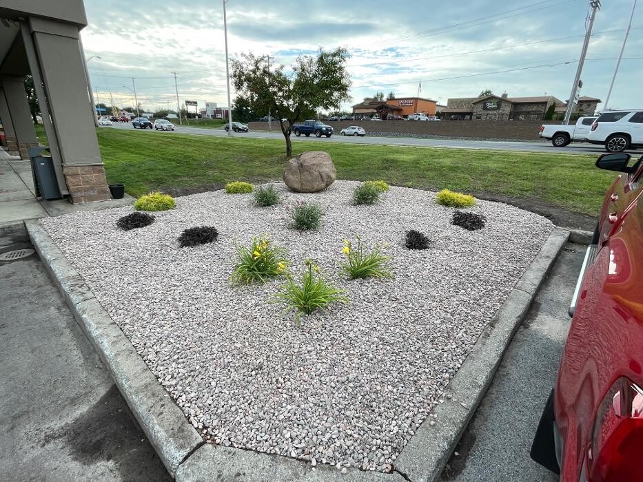 Images A Cut Above Landscape