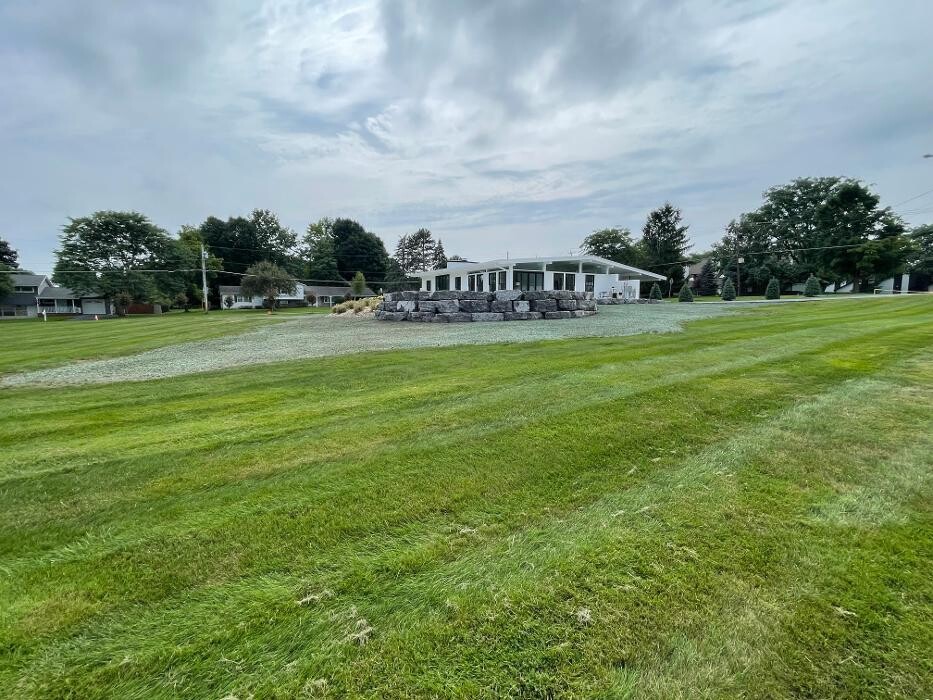 Images A Cut Above Landscape